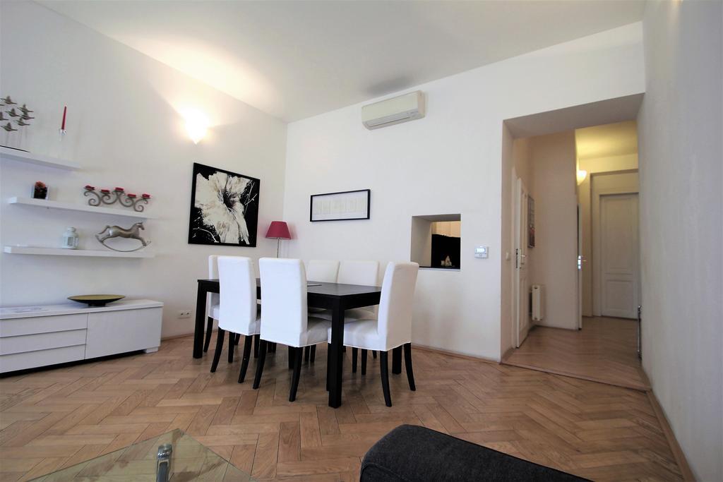 Residence Salvator - By Prague City Apartments Rum bild